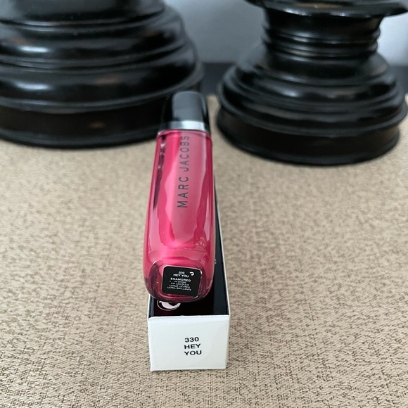 New MARC JACOBS Enamored Hi-Shine Lip Lacquer Lipgloss-330/HEY YOU - Picture 7 of 7